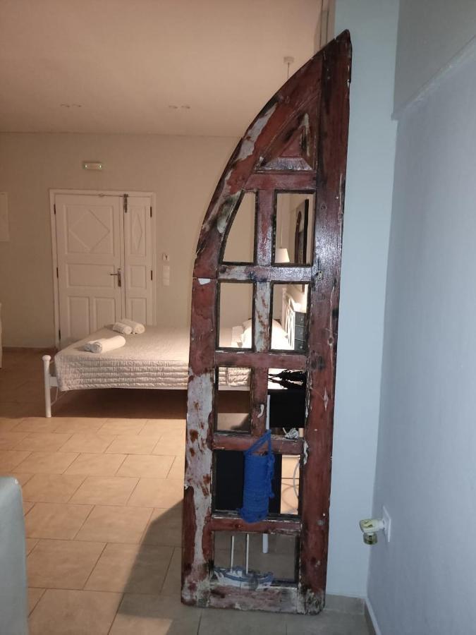 Kampanelia Village Suites サントリーニ エクステリア 写真