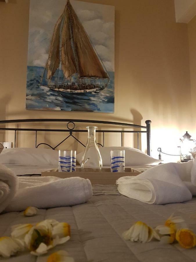 Kampanelia Village Suites サントリーニ エクステリア 写真