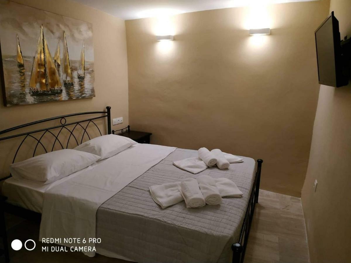 Kampanelia Village Suites サントリーニ エクステリア 写真