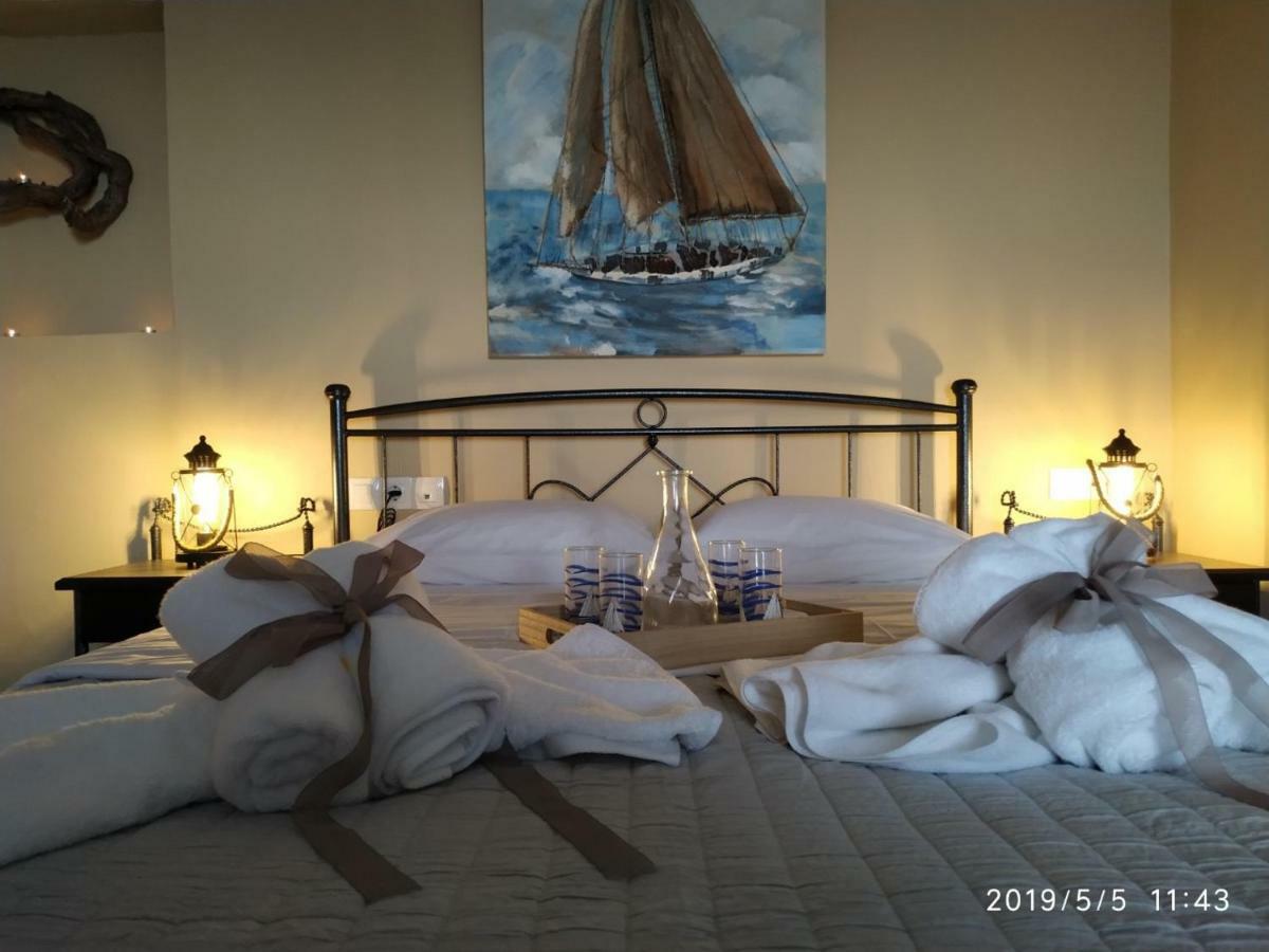 Kampanelia Village Suites サントリーニ エクステリア 写真