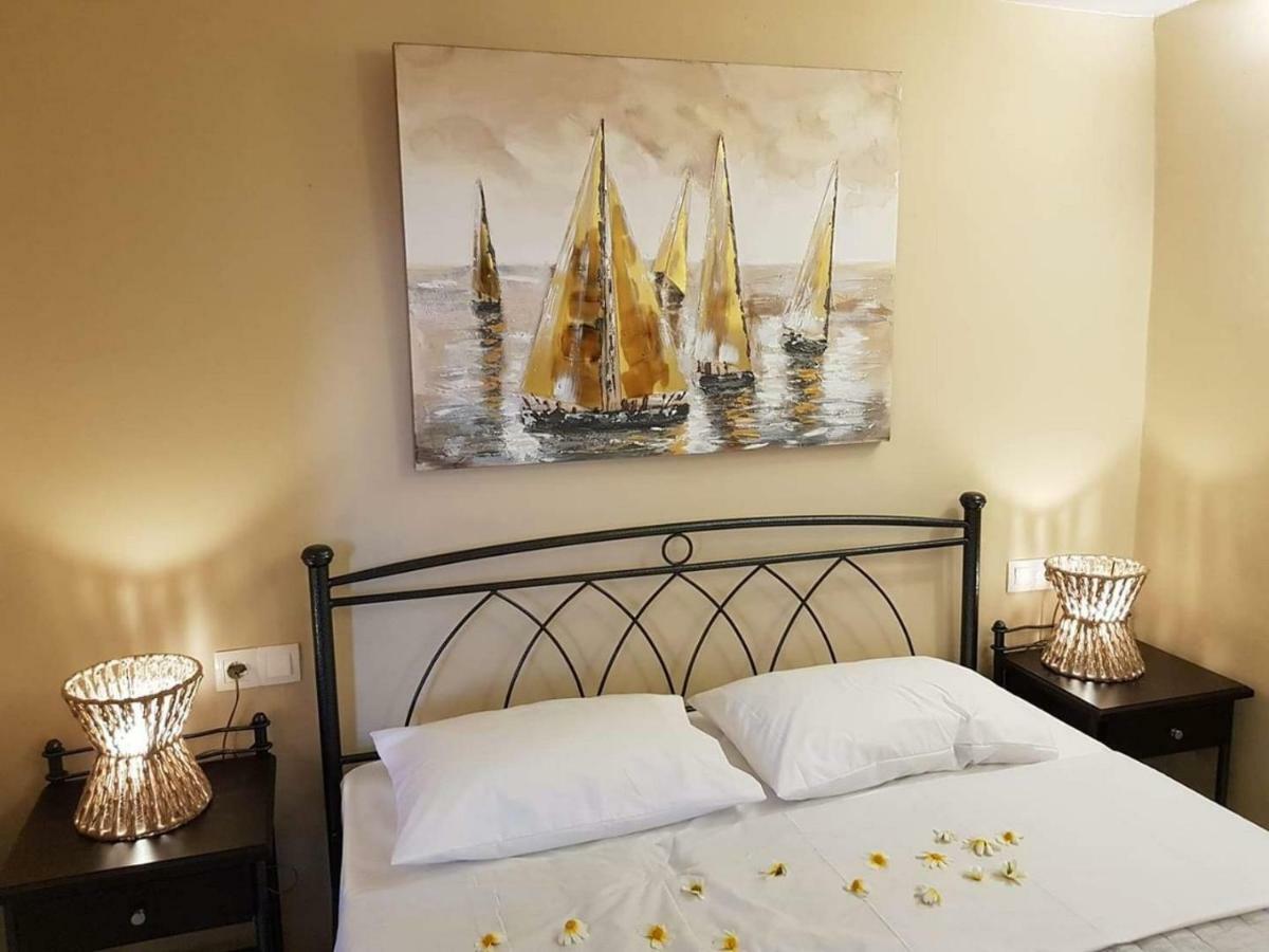 Kampanelia Village Suites サントリーニ エクステリア 写真